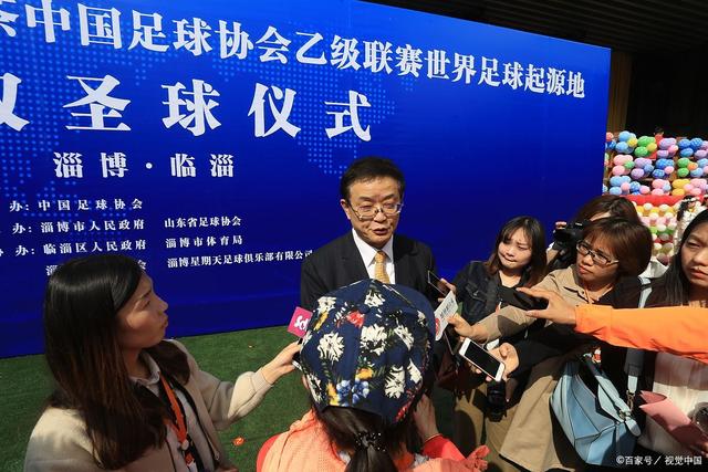 哈兰德调侃球迷提及安德森：指的是那位跳水的？